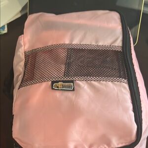 NWT Gorilla packing cubes  total 8 in one pack red or pink 1 pac per order